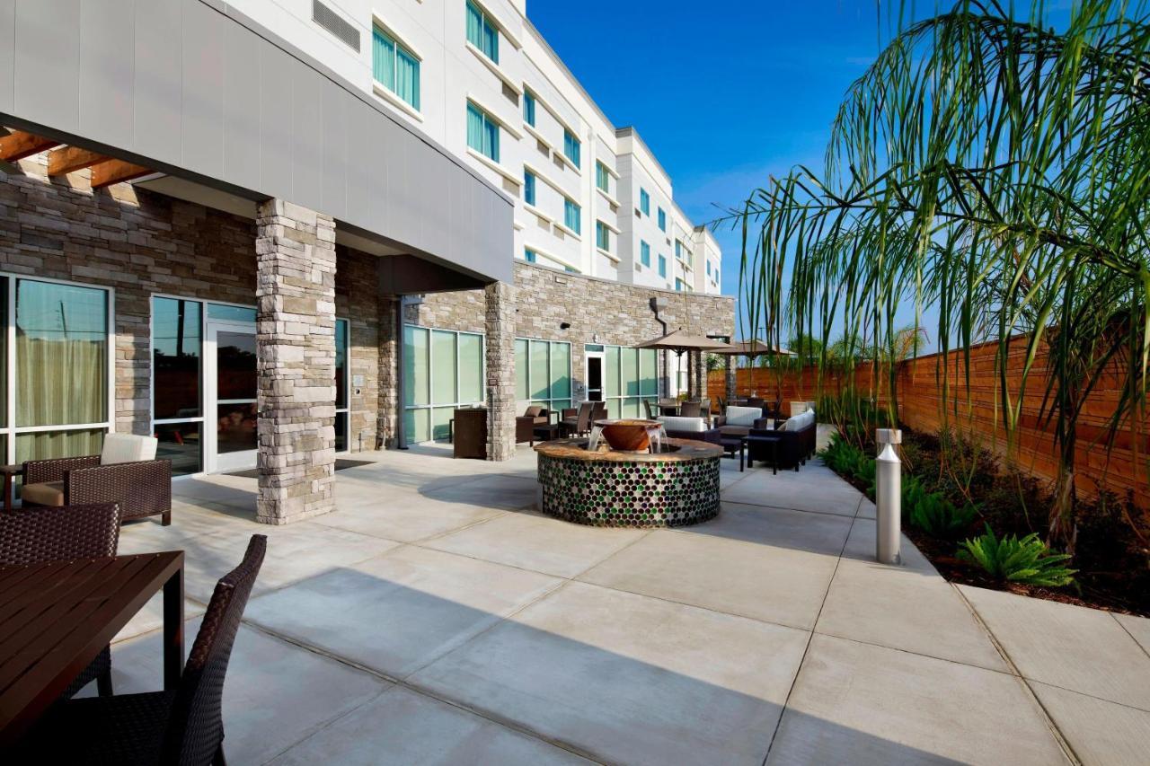 Hotel Courtyard By Marriott Houston Intercontinental Airport Zewnętrze zdjęcie